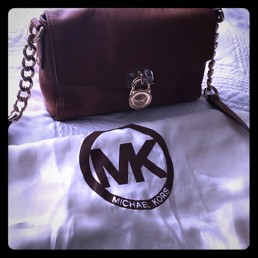 Authentic Michael Kors Crossbody.